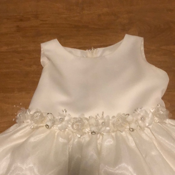 Flower girl dress-EUC - Picture 2 of 8